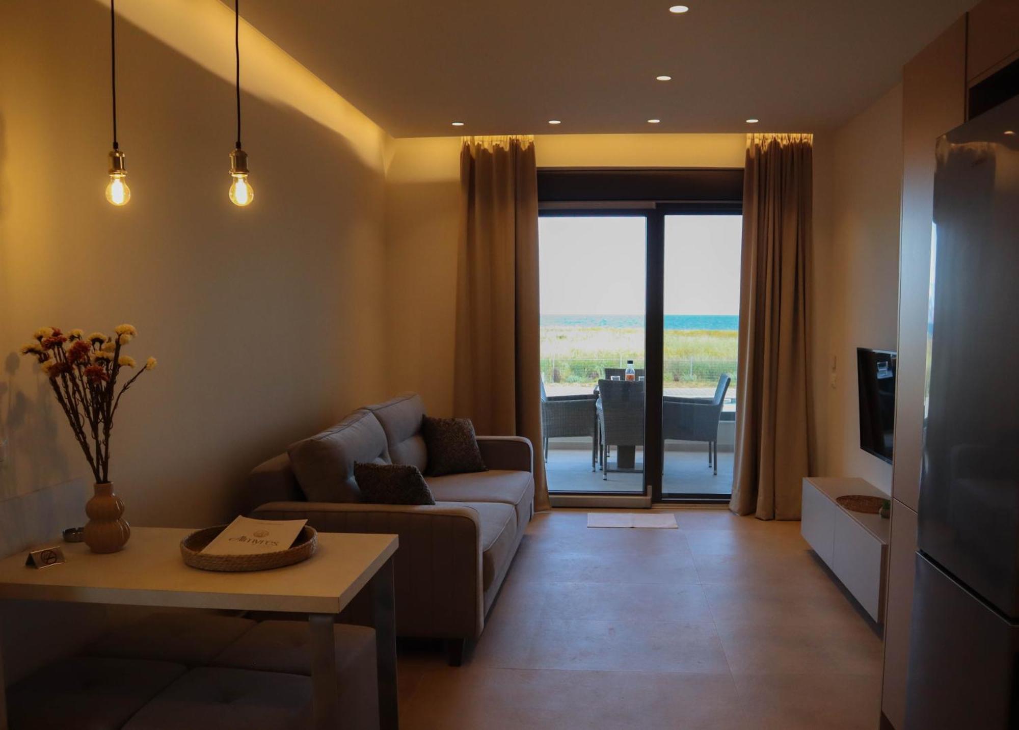 Míloi Almyres Luxurious Residences מראה חיצוני תמונה
