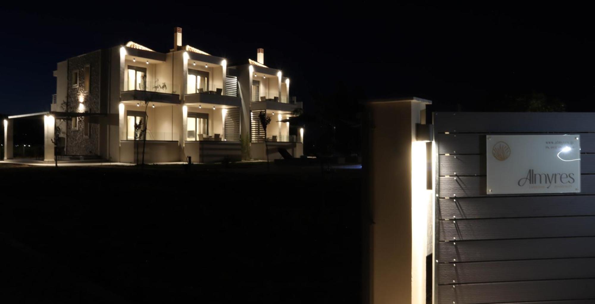 Míloi Almyres Luxurious Residences מראה חיצוני תמונה
